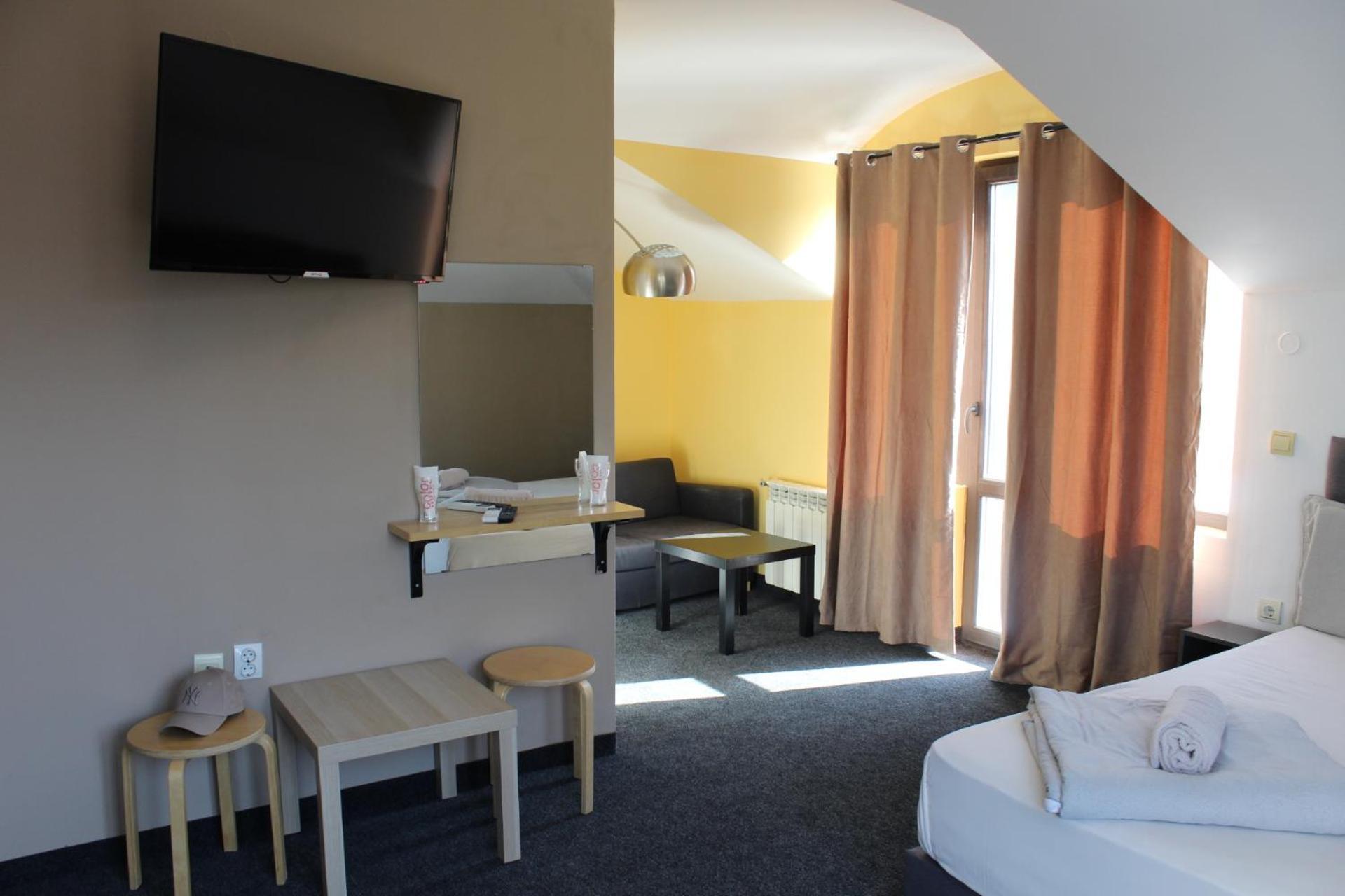 Hotel Color 아세노브그라드 외부 사진