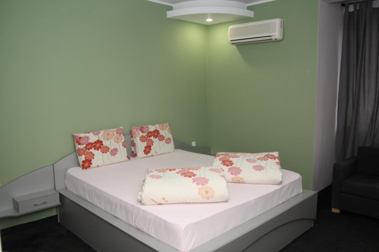 Hotel Color 아세노브그라드 외부 사진